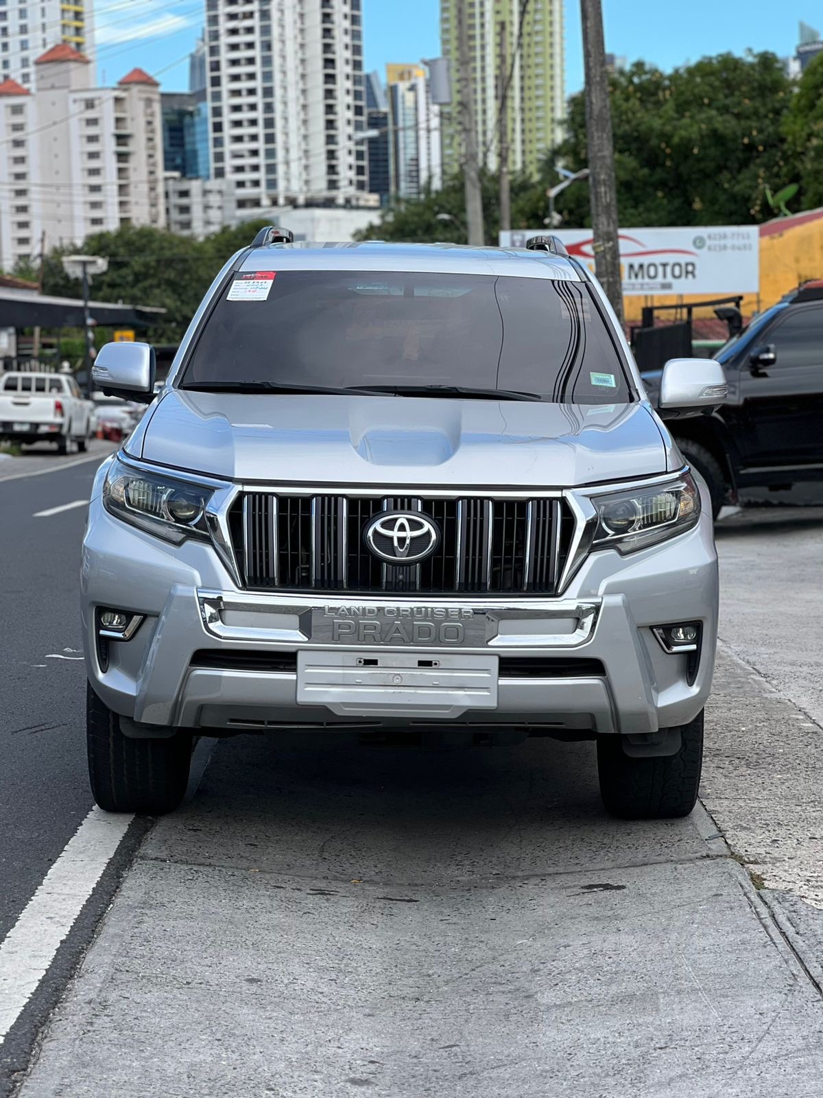 Foto 2 de Toyota Land Cruiser