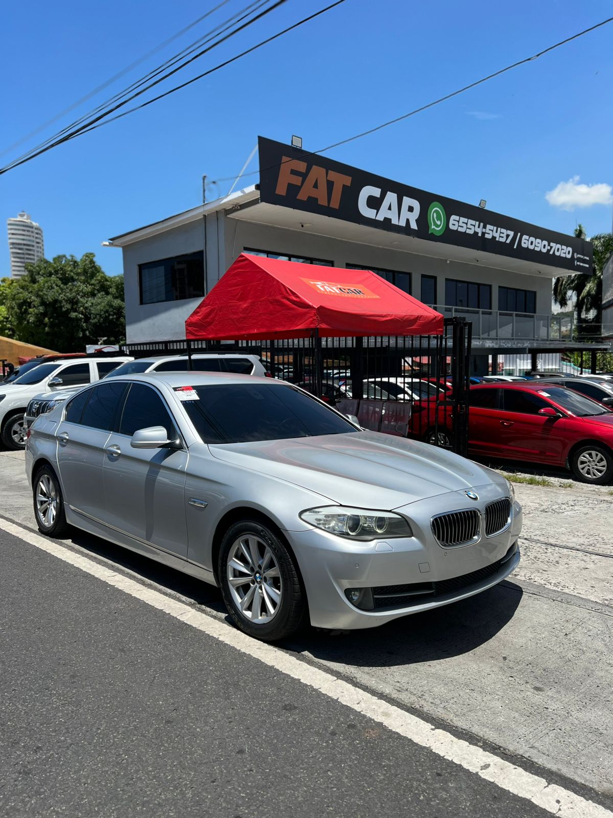 BMW 523i