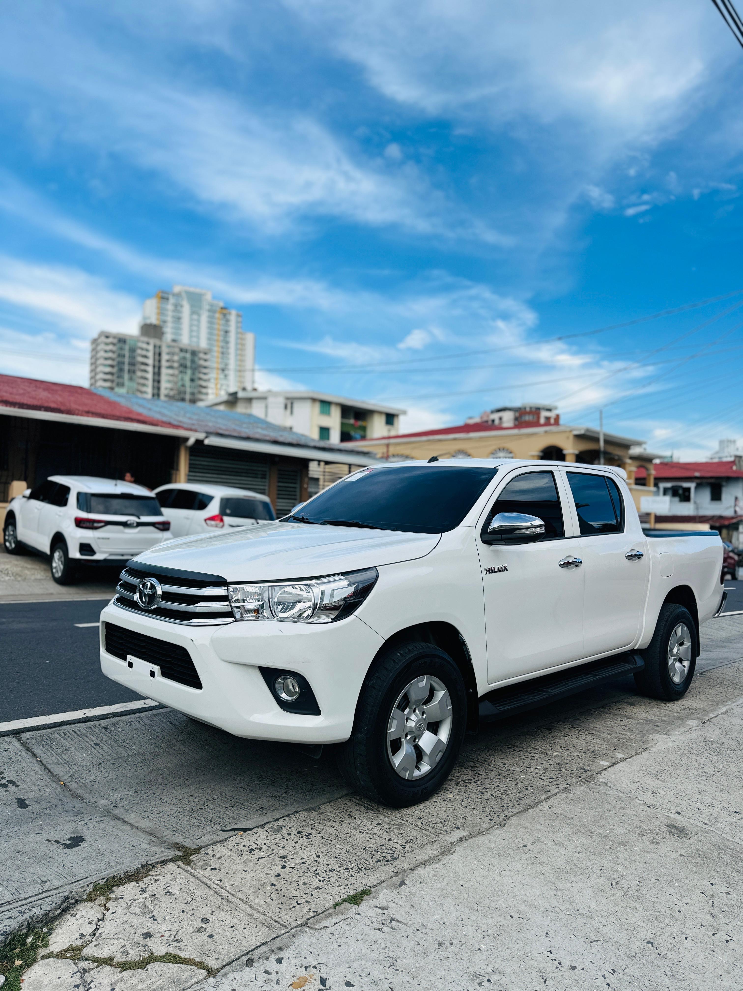 Foto 2 de Toyota Hilux