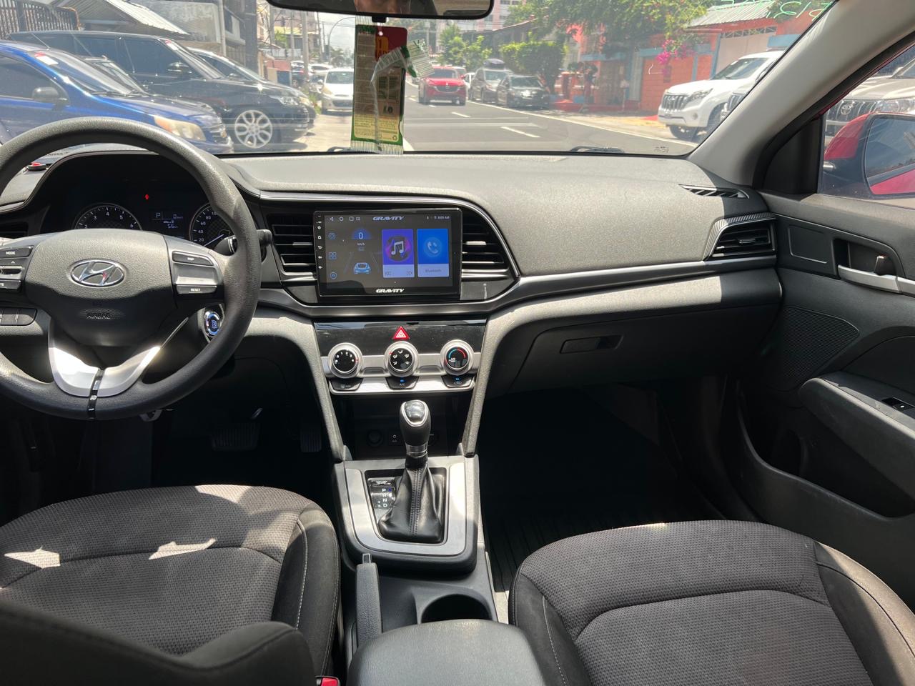 Foto 4 de Hyundai Elantra
