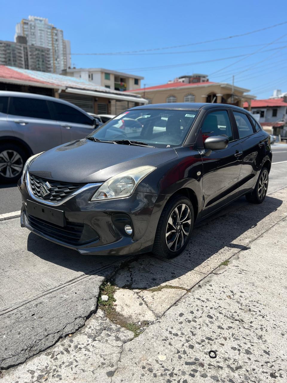 Foto 2 de Suzuki Baleno